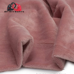 Tissu minky fausse fourrure, 320 g/m², largeur 160 cm, au métre rose saleté Tissu minky fausse fourrure, 320 g/m², largeur 160 cm, au métre rose saleté