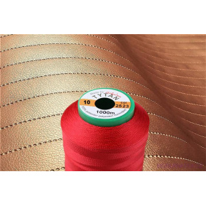 Fils à coudre d'ameublement TYTAN 10 1000 m couleur rouge 2522 Fils à coudre d'ameublement TYTAN 10 1000 m couleur rouge 2522