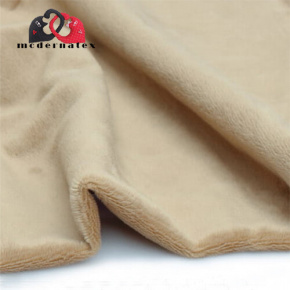 Tissu minky fausse fourrure, 320 g/m², largeur 160 cm, au métre camel Tissu minky fausse fourrure, 320 g/m², largeur 160 cm, au métre camel